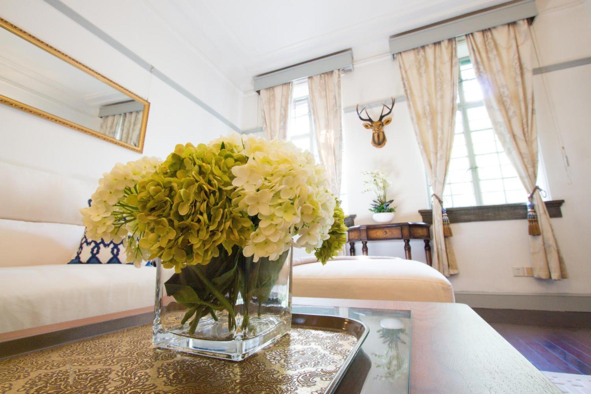 Classic Victorian Presidential Suite West Nanjing Rd เซี่ยงไฮ้ ภายนอก รูปภาพ